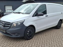Weiß Gebraucht 2018 Mercedes Vito Van / Kleinbus | 6.950 €