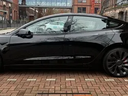 Schwarz Gebraucht 2021 Tesla Model 3 Performance Limousine | 27.900 € (Guter Preis)