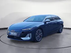 Blau Gebraucht 2025 Audi e-tron Ambiente SUV | 99.888 € (Guter Preis)
