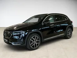 Schwarz (metalliclack kosmosschw Gebraucht 2022 Mercedes EQA250 SUV | 32.480 € (Guter Preis)