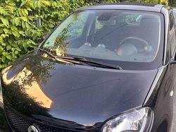 Schwarz Gebraucht 2018 Smart ForFour Kleinwagen | 8.000 €