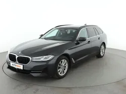 Grau Gebraucht 2021 BMW 520 Kombi | 29.590 € (Fairer Preis)