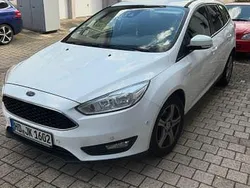 Weiß Gebraucht 2017 Ford Focus Business Edition Limousine | 9.200 € (Fairer Preis)