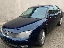 Blau Gebraucht 2006 Ford Mondeo Limousine | 2.300 € (Etwas zu teuer)