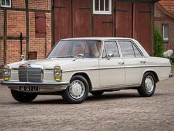 Weiß Gebraucht 1971 Mercedes W115 Limousine | 14.900 €