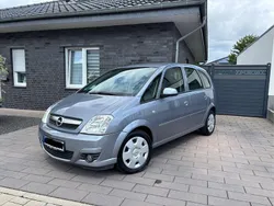 Grau Gebraucht 2008 Opel Meriva Edition Van / Kleinbus | 1.990 € (Guter Preis)