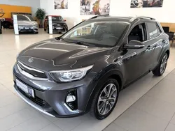 Grau Gebraucht 2019 Kia Stonic Platinum Edition SUV | 14.850 € (Fairer Preis)