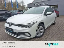 Oryxwhite perlmutteffekt Gebraucht 2020 VW Golf VII Life Limousine | 22.850 € (Etwas zu teuer)