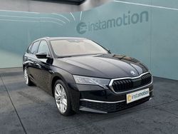 Schwarz Gebraucht 2024 Skoda Octavia Exclusive Kombi | 39.390 € (Teuer)