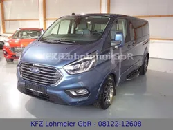 Blau Gebraucht 2022 Ford Tourneo Custom Van / Kleinbus | 51.990 €