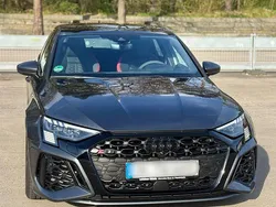 Grau Gebraucht 2023 Audi RS3 Ambiente Kleinwagen | 59.490 € (Fairer Preis)