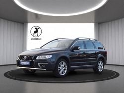 Schwarz Gebraucht 2015 Volvo XC70 Summum Limousine | 22.990 € (Teuer)