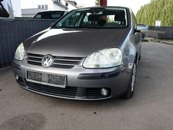 Grau Gebraucht 2004 VW Golf V Trendline Limousine | 1.799 € (Guter Preis)