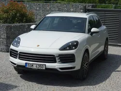 Weiß Gebraucht 2022 Porsche Cayenne SUV | 58.685 €