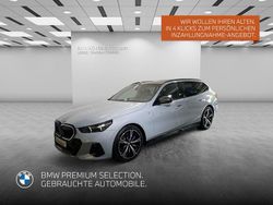 Grau Gebraucht 2025 BMW 540 M Sport Kombi | 71.910 €