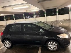 Schwarz Gebraucht 2010 Toyota Auris Kleinwagen | 4.000 €