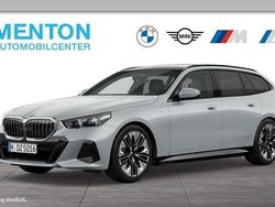 Grau Gebraucht 2025 BMW 520 M Sport Kombi | 55.890 € (Superpreis)