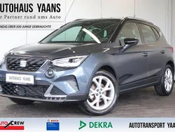 Grau Gebraucht 2023 Seat Arona FR SUV | 16.189 € (Guter Preis)