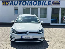 Weiß Gebraucht 2018 VW Golf VII Highline Kombi | 16.990 € (Guter Preis)