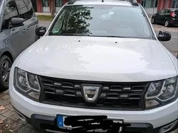Weiß Gebraucht 2017 Dacia Duster Black Shadow SUV | 9.900 € (Superpreis)