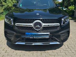 Schwarz Gebraucht 2022 Mercedes GLB200 SUV | 35.500 € (Fairer Preis)