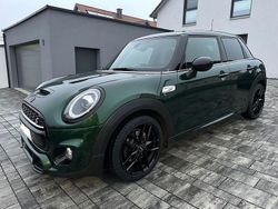 Grün Gebraucht 2018 Mini John Cooper Works Kleinwagen | 19.000 € (Fairer Preis)