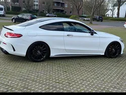 Weiß Gebraucht 2016 Mercedes C200 AMG Coupé | 24.000 € (Teuer)