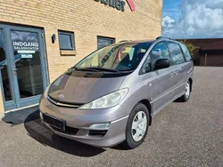 Grau Gebraucht 2005 Toyota Previa Luna Van / Kleinbus | 2.200 € (Teuer)