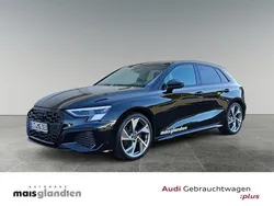 Mythosschwarz metallic Gebraucht 2024 Audi S3 Ambiente Kombi | 42.880 € (Guter Preis)