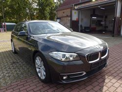 Anthrazit (metallic) Gebraucht 2016 BMW 520 Luxury Line Kombi | 17.870 € (Fairer Preis)