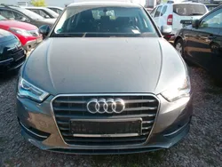 Grau Gebraucht 2013 Audi A3 Sportback Attraction Limousine | 11.000 € (Superpreis)