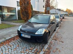 Schwarz Gebraucht 2005 Ford Fiesta Kleinwagen | 1.900 € (Fairer Preis)