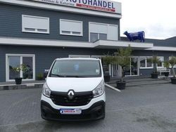 Weiß Gebraucht 2018 Renault Trafic Expression Van | 19.900 € (Teuer)