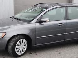 Grau Gebraucht 2004 Volvo V50 Kombi | 1.799 € (Teuer)