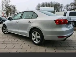 Silber Gebraucht 2012 VW Jetta Comfortline Limousine | 5.999 € (Fairer Preis)