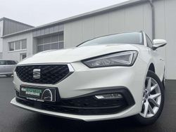 Candy weiss Gebraucht 2023 Seat Leon Style Kombi | 20.340 € (Fairer Preis)