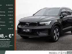 Schwarz Gebraucht 2022 Volvo XC40 Core SUV | 30.390 € (Guter Preis)