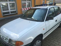 Weiß Gebraucht 1994 Opel Astra Limousine | 3.590 €