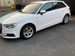 Weiß Gebraucht 2017 Audi A3 Sportback Limousine | 11.300 € (Guter Preis)