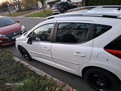 Weiß Gebraucht 2012 Peugeot 207 Kombi | 3.500 € (Fairer Preis)