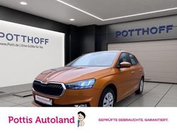Orange Gebraucht 2022 Skoda Fabia Ambition Kleinwagen | 13.477 € (Guter Preis)