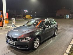 Grau Gebraucht 2015 BMW 320 Kombi | 11.499 € (Guter Preis)