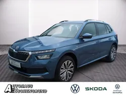 Titanblau metallic (metallic) Gebraucht 2021 Skoda Kamiq Clever SUV | 20.849 € (Fairer Preis)