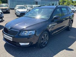 Schwarz Gebraucht 2017 Skoda Octavia Ambition Kombi | 9.499 € (Fairer Preis)