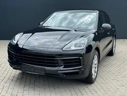Schwarz Gebraucht 2018 Porsche Cayenne SUV | 48.990 € (Fairer Preis)