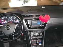 Grau Gebraucht 2016 VW Touran Comfortline Van / Kleinbus | 15.000 € (Guter Preis)