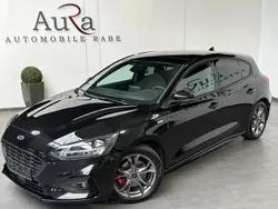 Schwarz Gebraucht 2022 Ford Focus ST-Line Limousine | 18.449 € (Teuer)