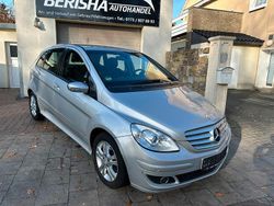 Grau Gebraucht 2006 Mercedes B200 Van / Kleinbus | 1.999 € (Guter Preis)