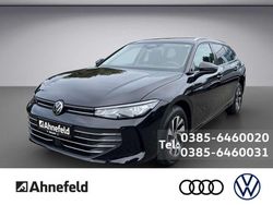 Schwarz Neu 2025 VW Passat Business Limousine | 45.129 € (Guter Preis)