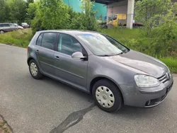 Grau Gebraucht 2007 VW Golf V Limousine | 3.200 € (Fairer Preis)